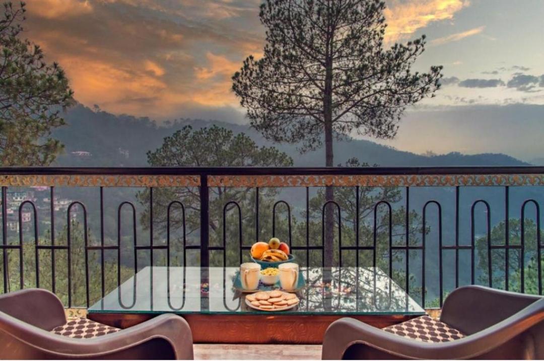 The Western Uphills I Serviced I Pvt Balcony I Peacefull Area I By Exotic Kasauli
